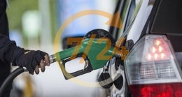 Benzine bu gece yarısından itibaren indirim geliyor