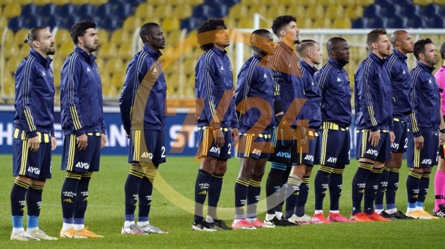 Fenerbahçe’de kulübede yangın var!