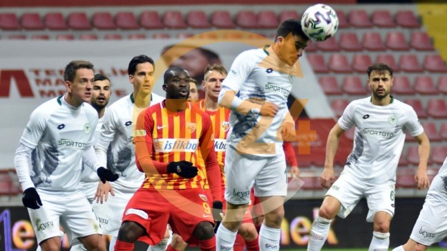 Konyaspor’dan inanılmaz geri dönüş! 87 ve 90+8’de…