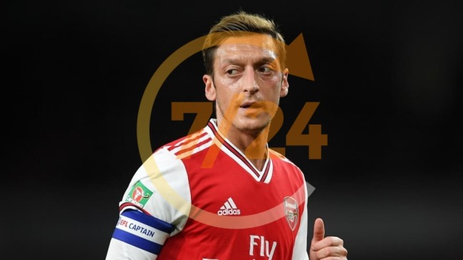 Mesut Özil’den anlamlı çağrı