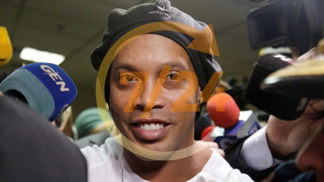 Ronaldinho, koronavirüse yakalandı