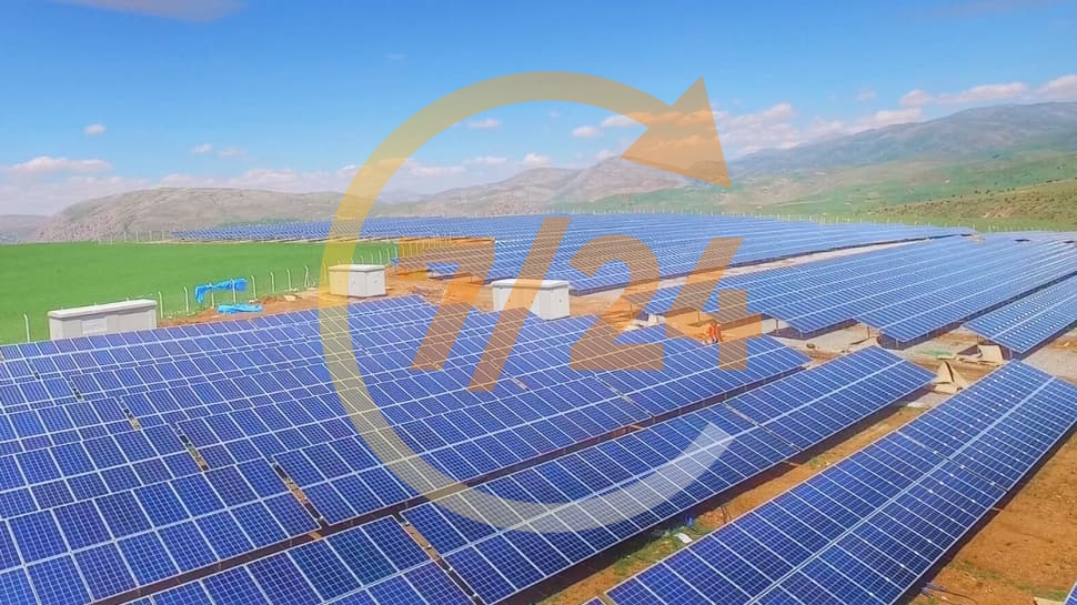 'Made In Türkiye' damgalı güneş panelleri üretim bandından iniyor