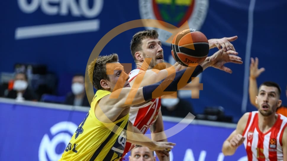 Fenerbahçe Beko, Euroleague'e galibiyetle başladı