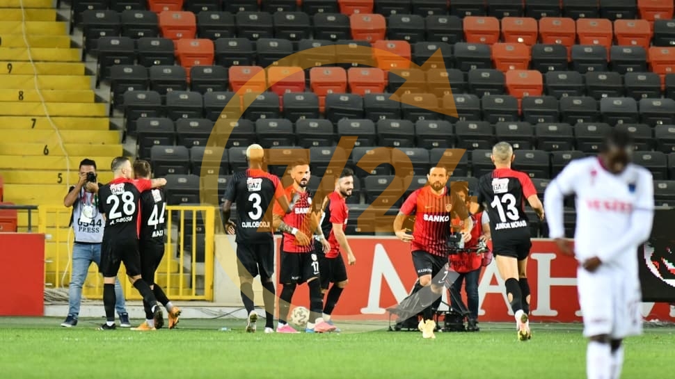 Trabzonspor 90'da yıkıldı