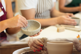 Moda'daki Claymore Art Studio Yeni Sezonda Yaratıcı Sanat Programlarını Başlatıyor