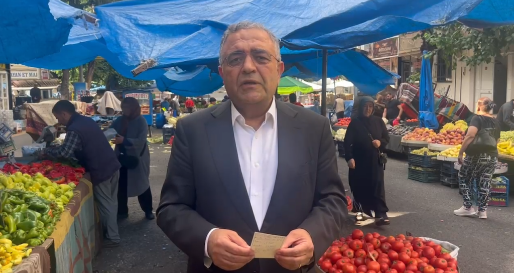 Milletvekili Sezgin Tanrıkulu Diyarbakır'da Pazarcı Esnafı ve Vatandaşların Sorunlarını Dinledi