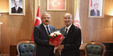 TBMM Başkanvekilliği Görevi Bekir Bozdağ'dan Yusuf Beyazıt'a Devredildi