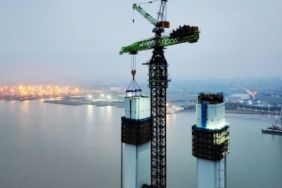 Çin Yangtze Nehri Üzerindeki Asma Köprüyle Dünyanın En Uzun Açıklık Rekorunu Hedefliyor